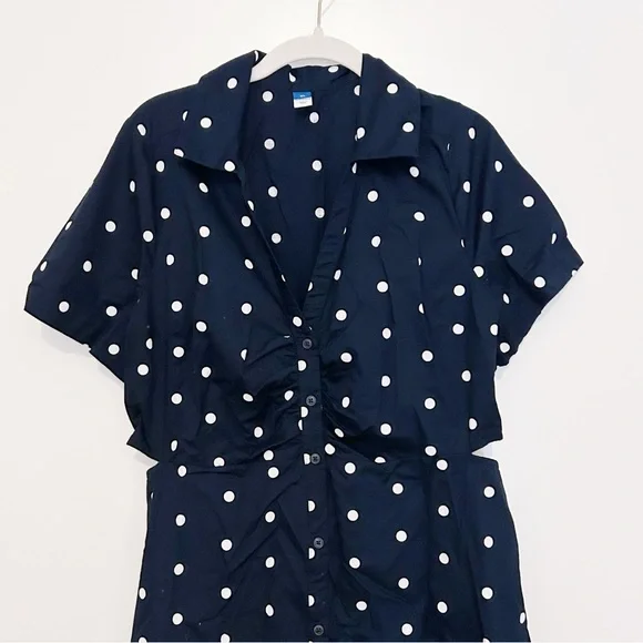 Old Navy Cutout Midi Shirt Dress - Picture 5 of 6
